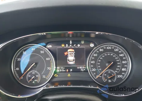 2018 Bentley Bentayga Activity Edition/Black Edition/Mulliner/Onyx Edition/W12 из США, поврежденный, VIN SJAAC2ZV1JC022760